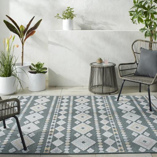 Surya Lakeside LKD-2316 5'3" x 7' Rug