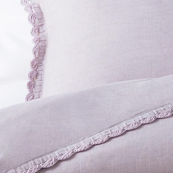 Surya Evelyn EVY-3002  BedSkirt