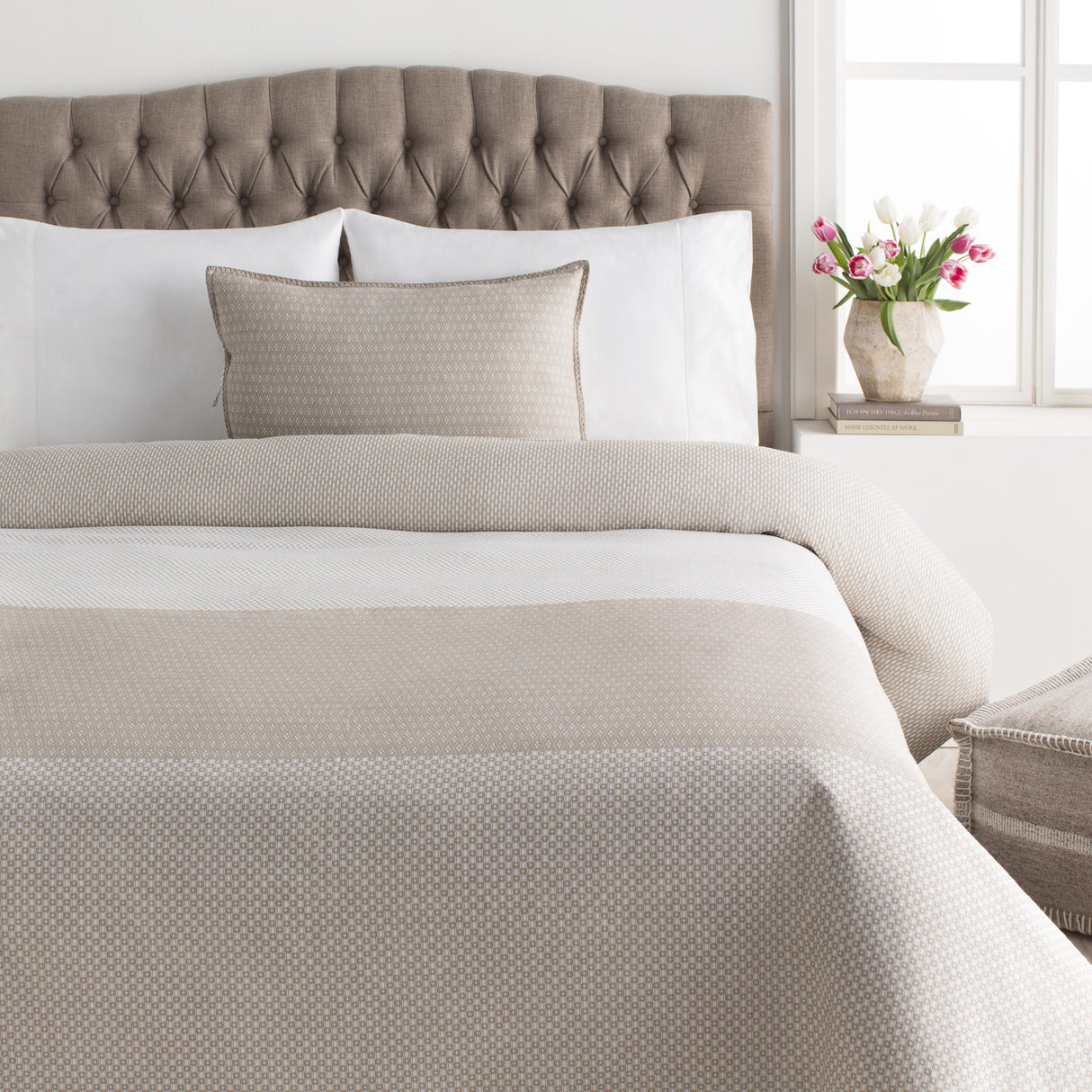 Surya Japiko JPK-1001 26"H x 26"W Bedding