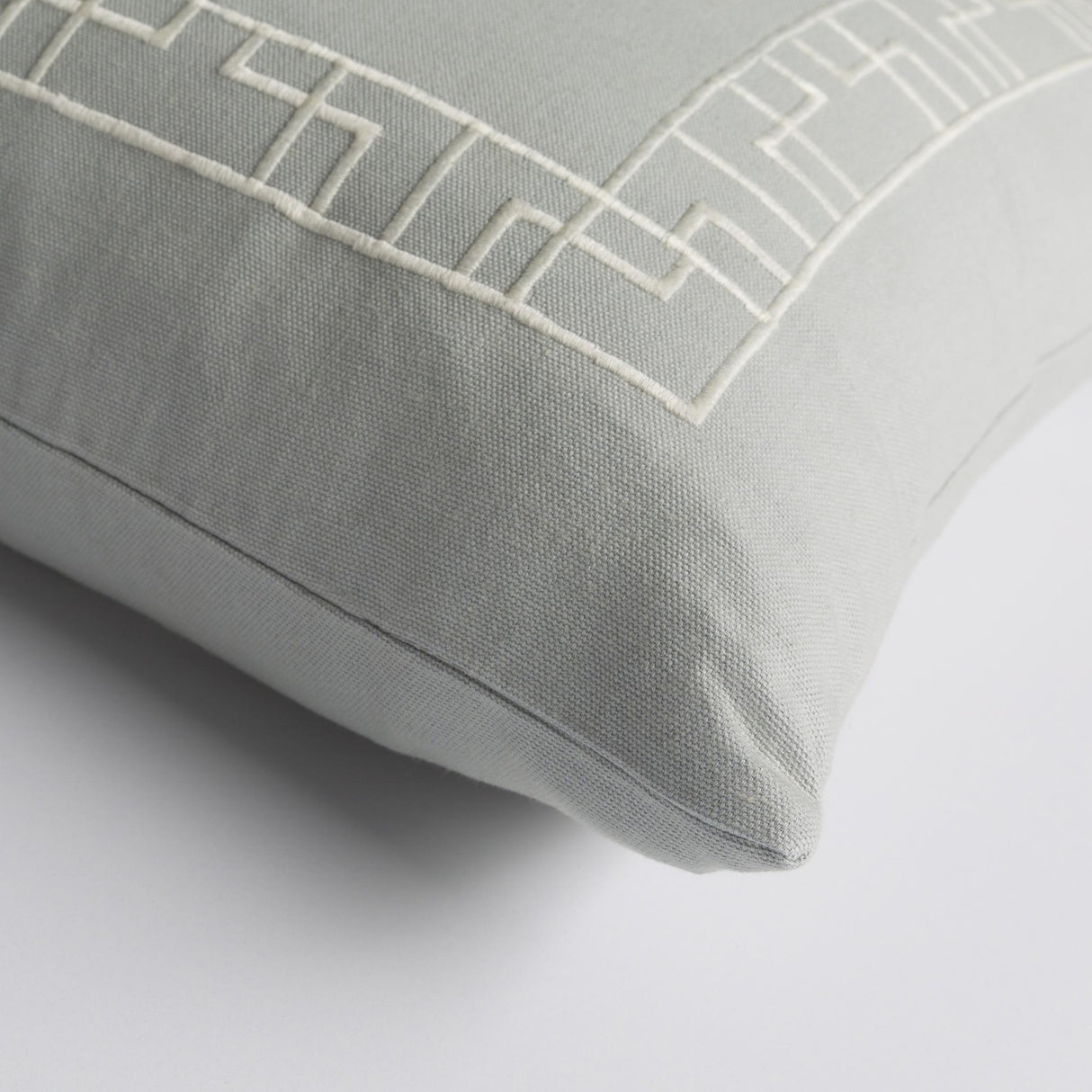 Surya Kingdom KGDM-7067 18"L x 18"W Accent Pillow