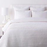 Surya Lindon LDN-6001 68"W x 86"L; 26"W x 20"L Bedding