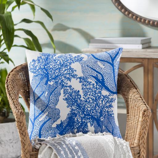 Surya Sea Life SLF-004 Dark Blue White 18"H x 18"W Pillow Kit