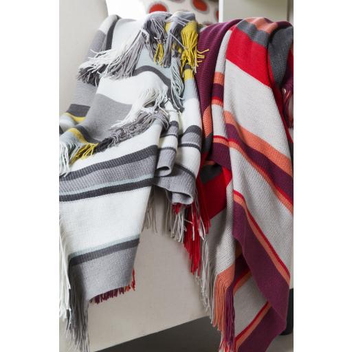 Surya Topanga TPG-1001 50"W x 60"L Throw