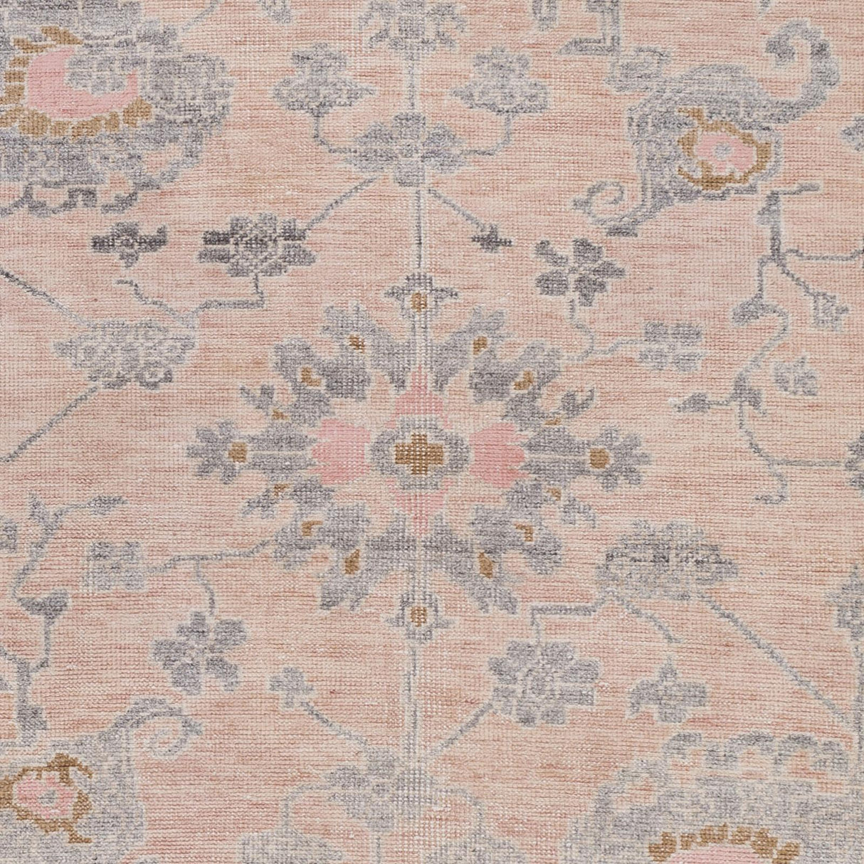 Surya Gorgeous GGS-1005 6' x 9' Hand Made Rug