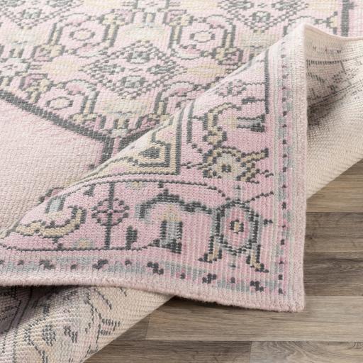 Surya Zahra ZHA-4049 5'6" x 8'6" Rug