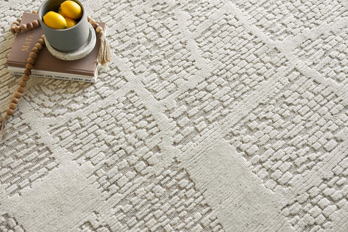 Exquisite Rugs Calexico Handwoven New Zealand Wool 6429 Ivory/Beige 8' x 10' Area Rug