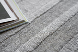 Exquisite Rugs Castelli Handloomed Bamboo Silk and New Zealand Wool 5627 Light Gray 12' x 15' Area Rug