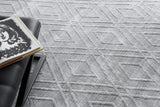 Exquisite Rugs Castelli Handloomed Bamboo Silk and New Zealand Wool 5629 Light Silver 8' x 10' Area Rug