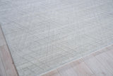Exquisite Rugs Castelli Handloomed Bamboo Silk and New Zealand Wool 5629 Light Silver 8' x 10' Area Rug