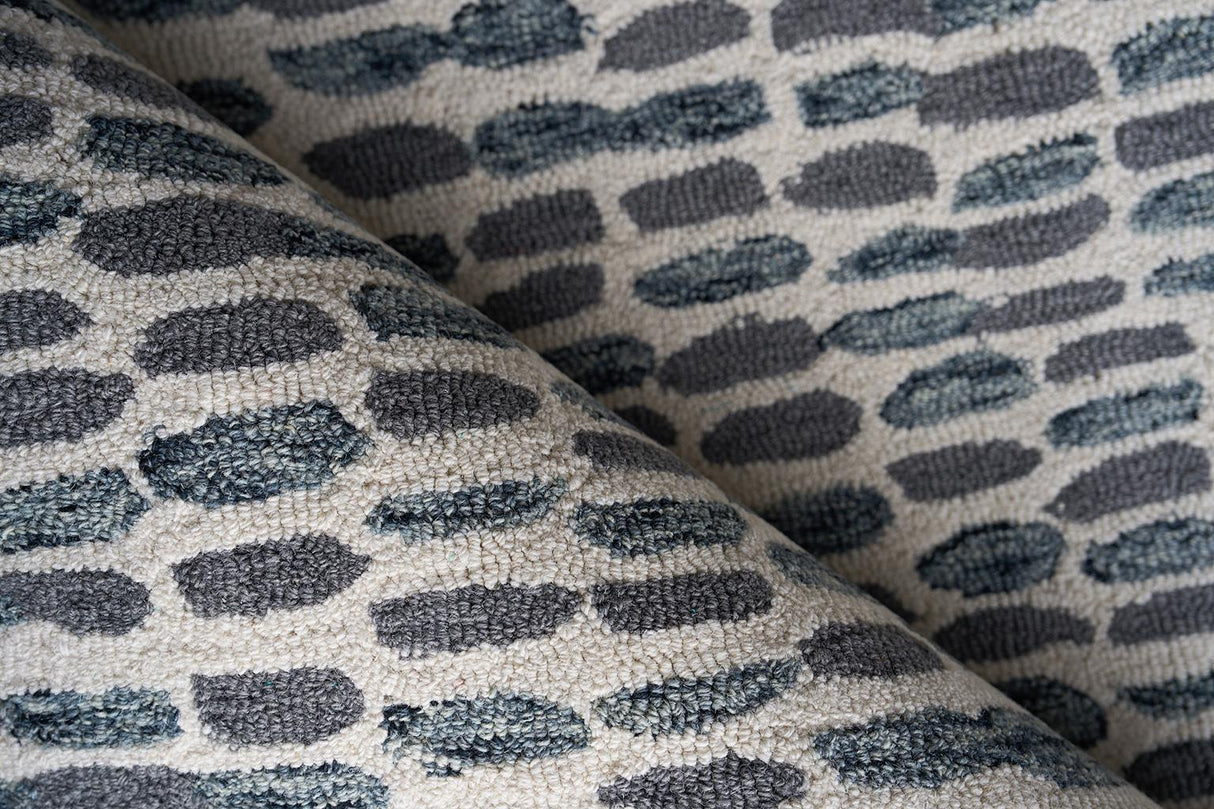 Exquisite Rugs Ink Blot Hand Tufted New Zealand Wool 6310 Black/Gray 10' x 14' Area Rug