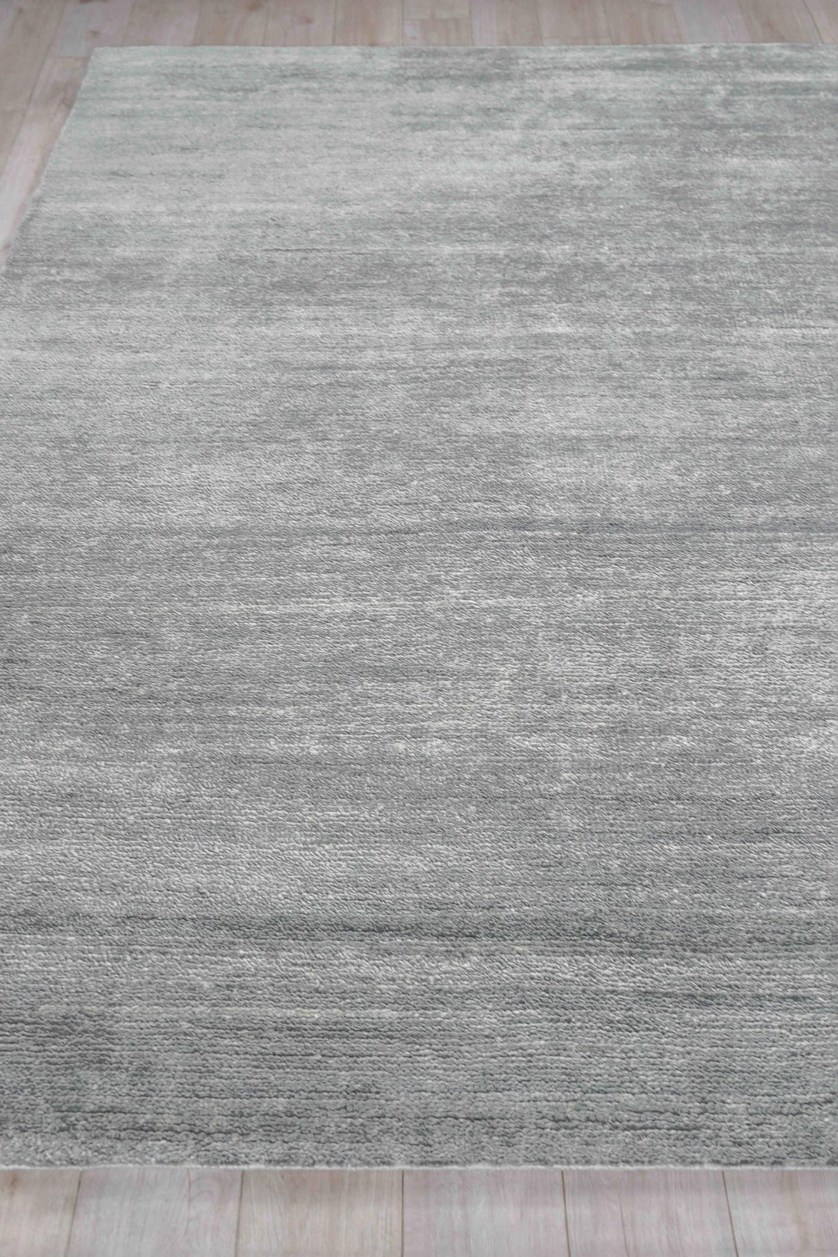 Exquisite Rugs Plush Hand-Knotted Bamboo Silk and Wool 4653 Dark Silver 10' x 14' Area Rug