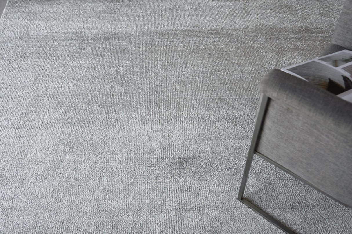 Exquisite Rugs Plush Hand-Knotted Bamboo Silk and Wool 4653 Dark Silver 10' x 14' Area Rug