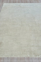 Exquisite Rugs Plush Hand-Knotted Bamboo Silk and Wool 4996 White 9' x 12' Area Rug