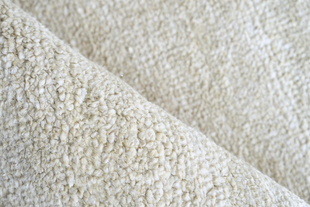 Exquisite Rugs Plush Hand-Knotted Bamboo Silk and Wool 4996 White 9' x 12' Area Rug