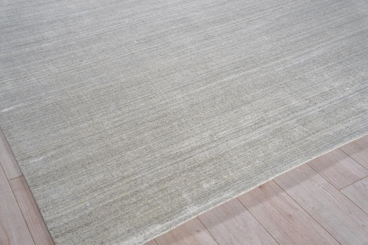 Exquisite Rugs Sanctuary Handloomed Bamboo Silk and New Zealand Wool 5623 Light Silver 8' x 10' Area Rug