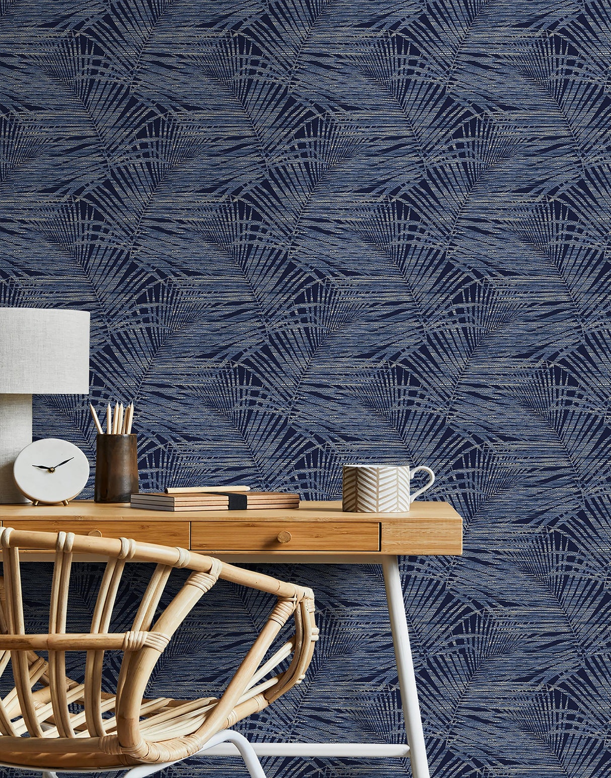 Tommy Bahama SHADOW PALMS INDIGO Wallpaper