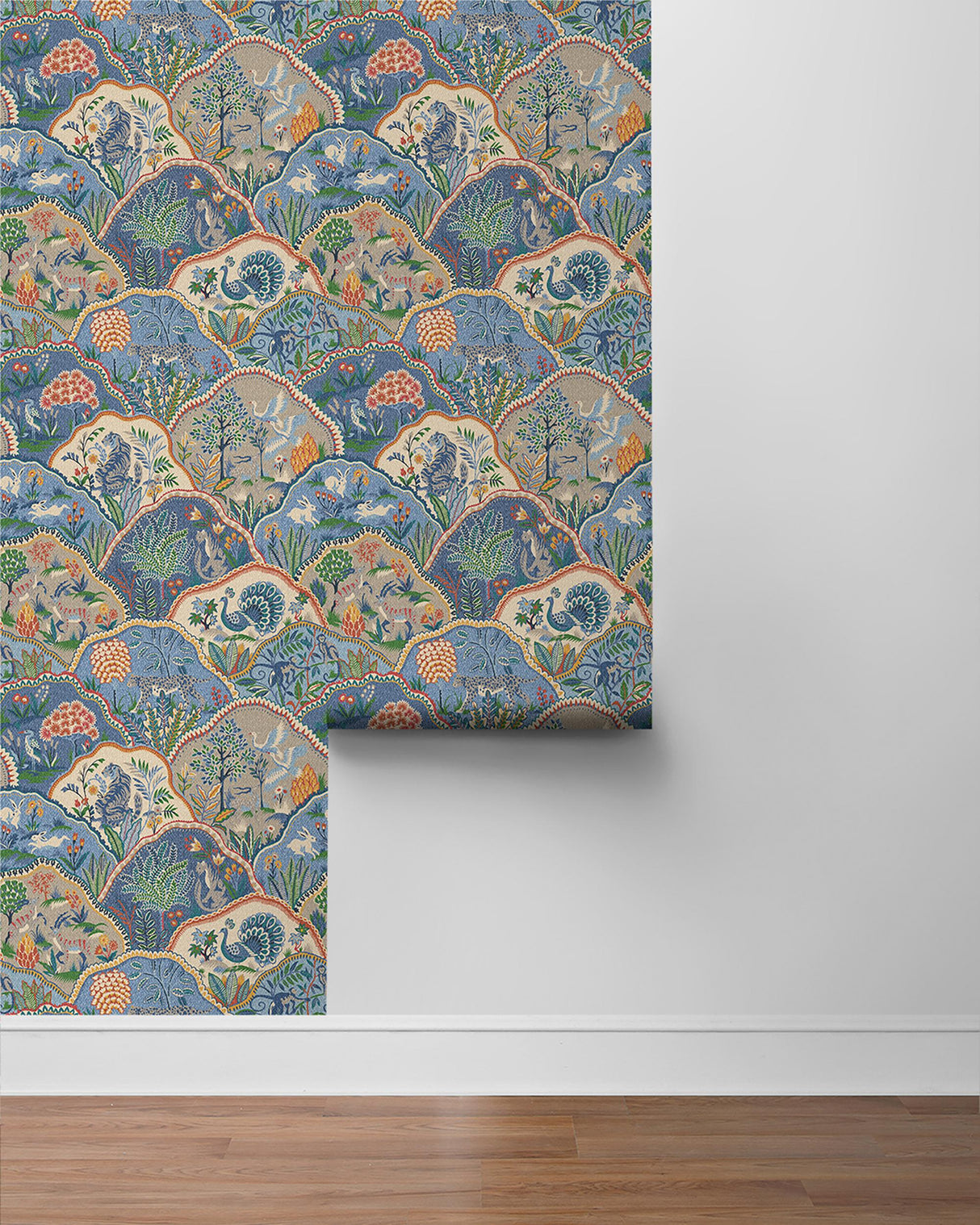 Surface Style Zoologic Luna Wallpaper