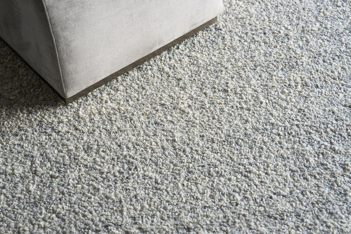 Exquisite Rugs Ferretti Handloomed New Zealand Wool 5755 Light Gray/Ivory 8' x 10' Area Rug