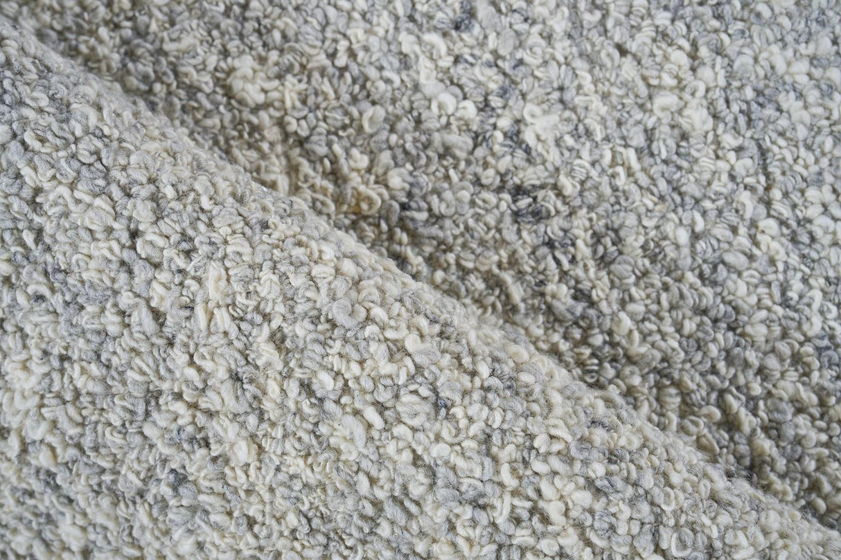 Exquisite Rugs Ferretti Handloomed New Zealand Wool 5755 Light Gray/Ivory 8' x 10' Area Rug