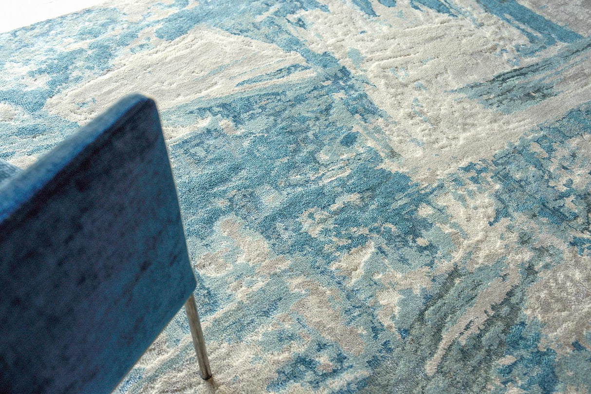 Exquisite Rugs Luxury Laureno Hand-knotted Bamboo Silk 6316 Ivoryl/Light Blue 8' x 10' Area Rug