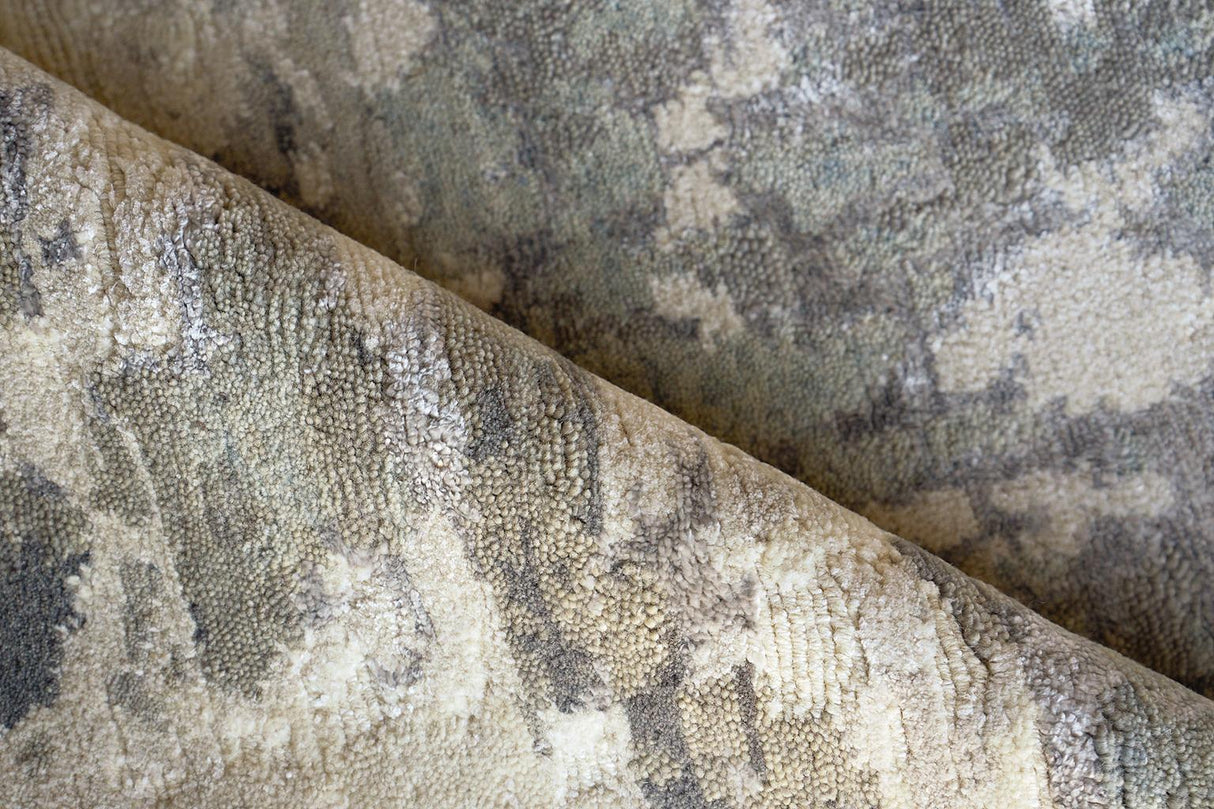 Exquisite Rugs Luxury Laureno Hand-knotted Bamboo Silk 6318 Ivory/Gray 8' x 10' Area Rug