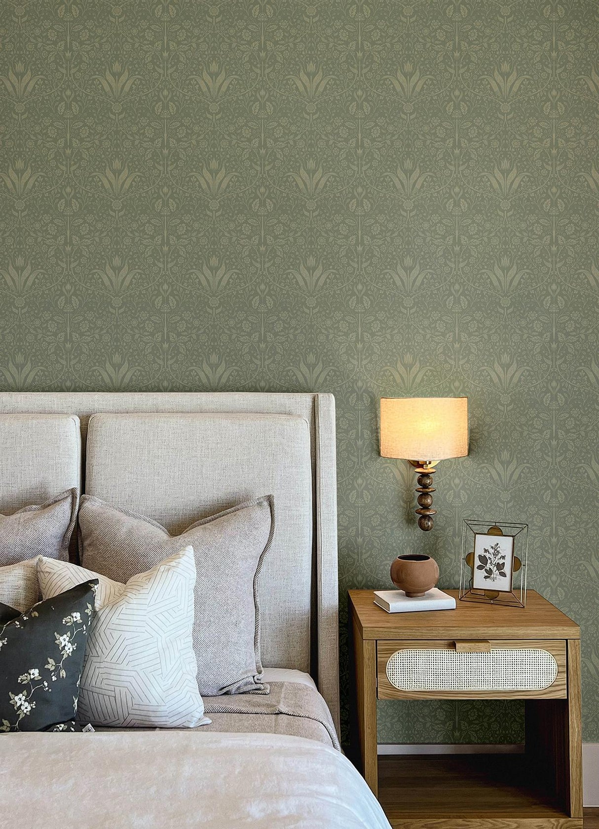 A-Street Prints Mara Green Tulip Ogee Wallpaper