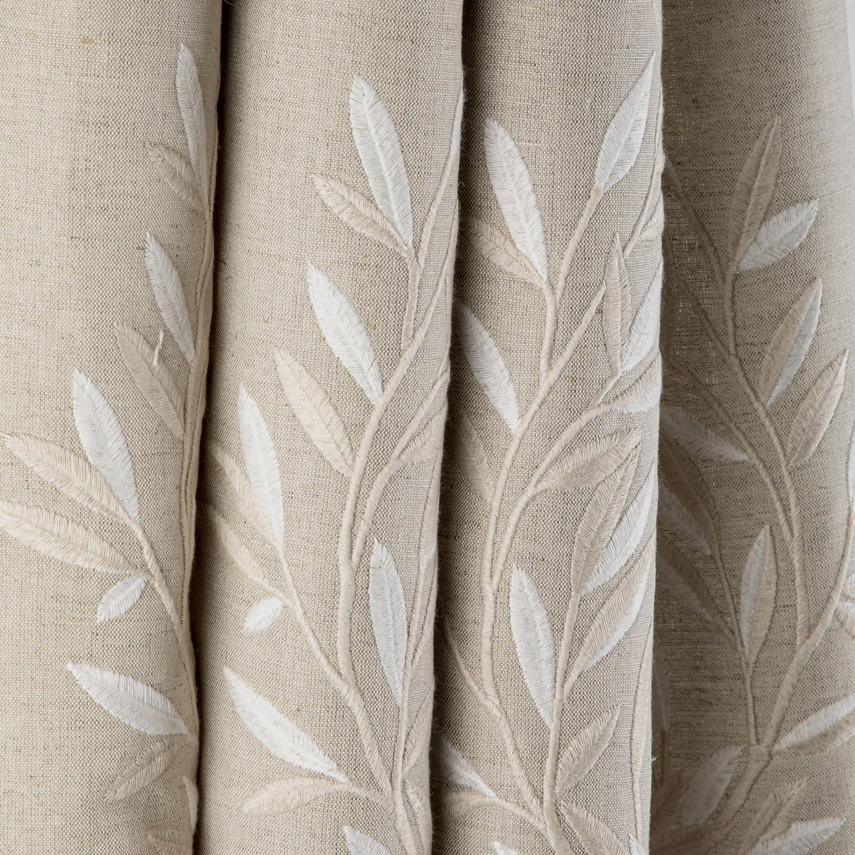 Kravet LEAF FRAME LINEN Drapery Fabric