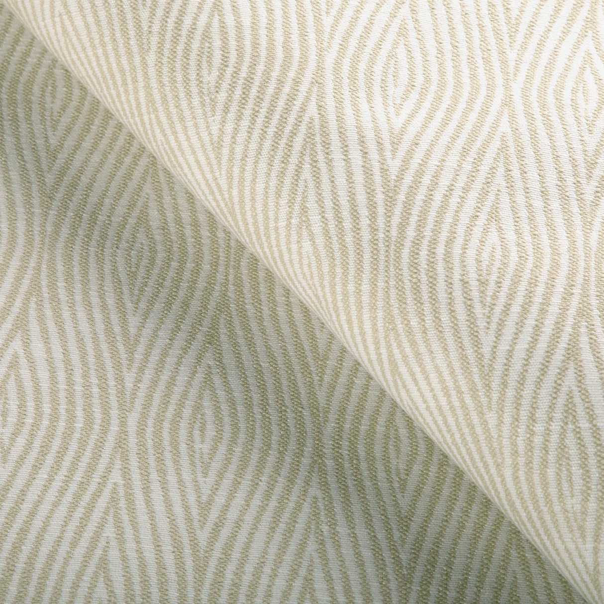 Kravet VERTICAL MOTION CHABLIS Upholstery Fabric