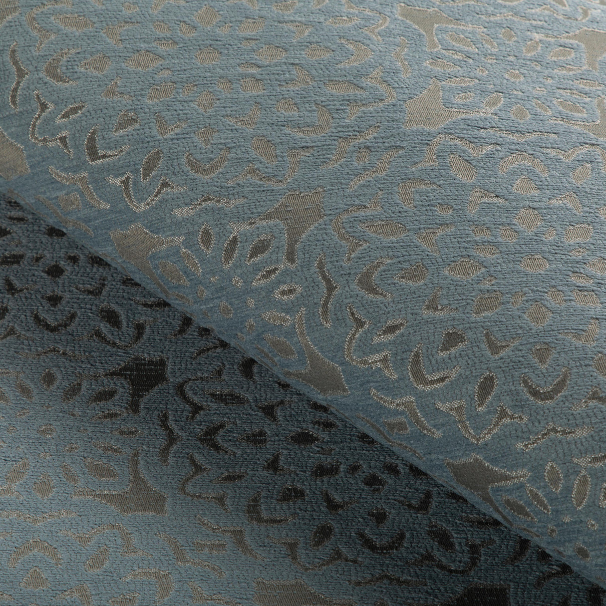 Kravet GARDEN WALL MYSTIC Upholstery Fabric