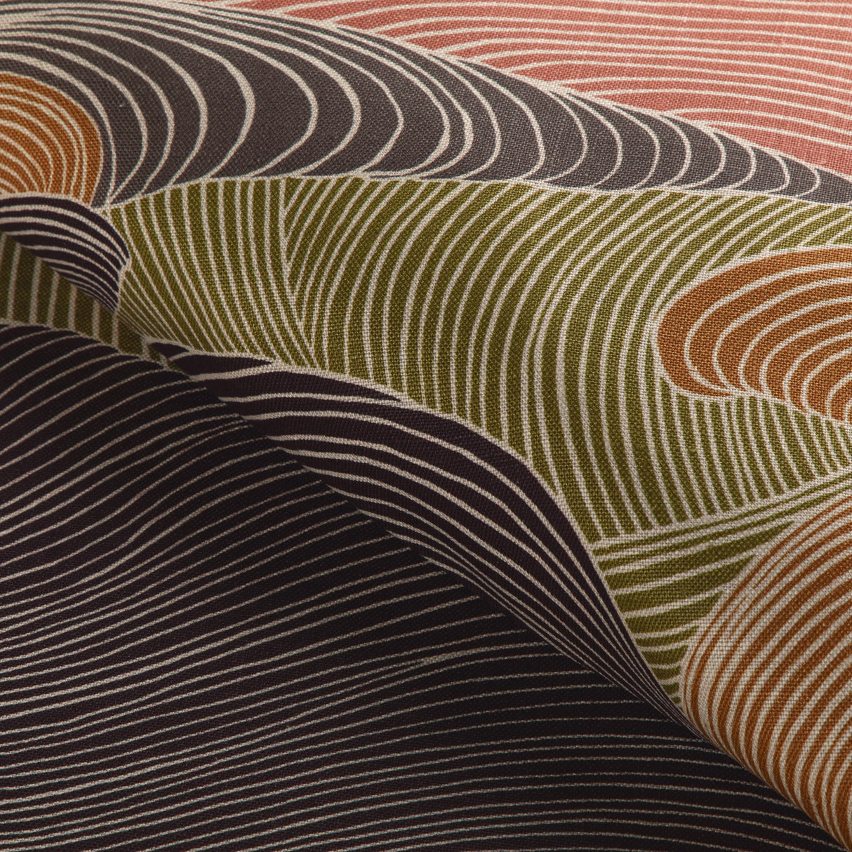 Brunschwig & Fils TOURBILLON PRINT MULTI Fabric