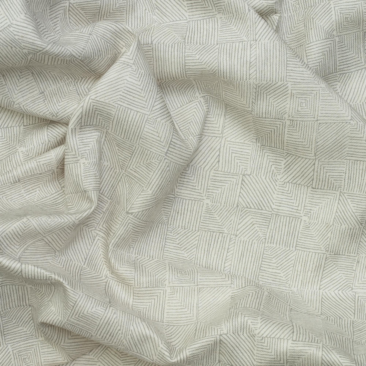 Andrew Martin BARK STORM Fabric
