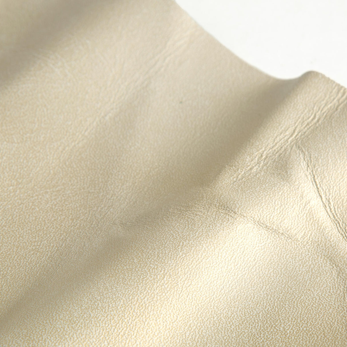 Kravet L-GLISTEN GOLD Upholstery Fabric