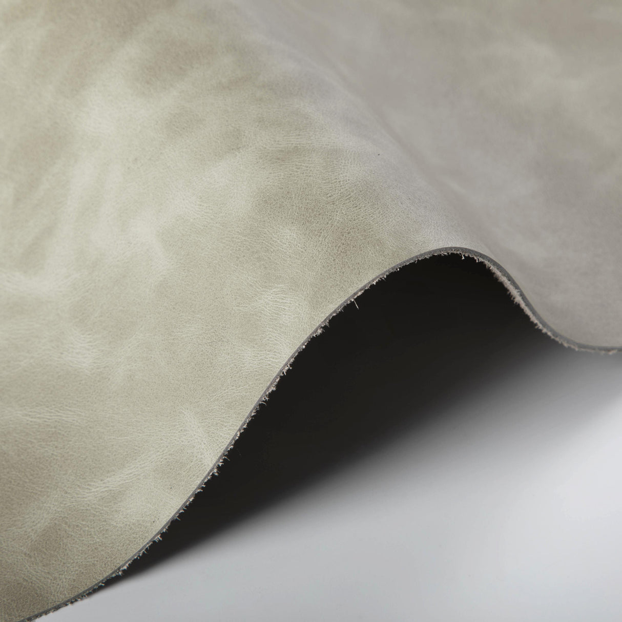 Kravet DESIGN L OVINE-ANTIQUE Upholstery Fabric