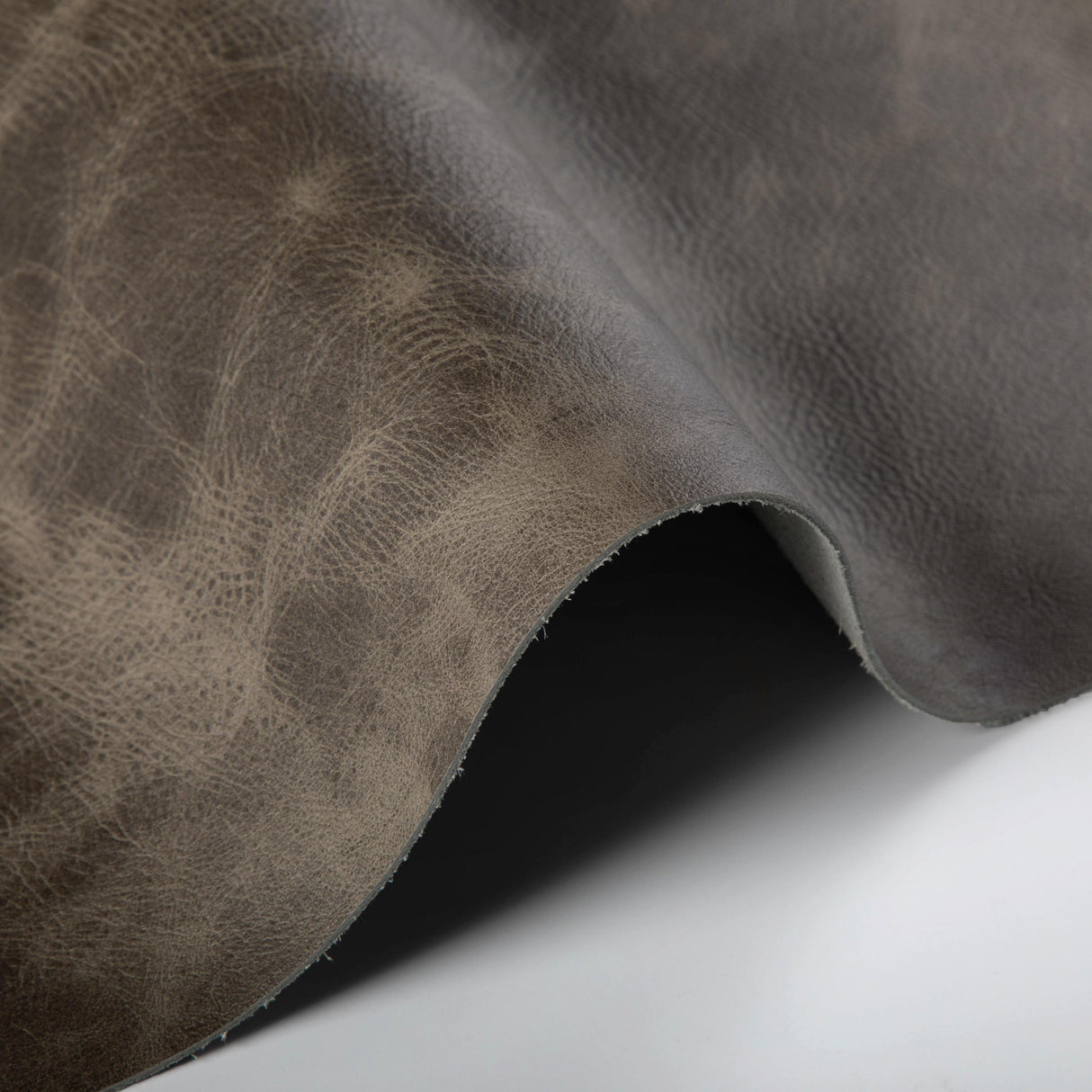 Kravet DESIGN L OVINE-SMOKEY Upholstery Fabric