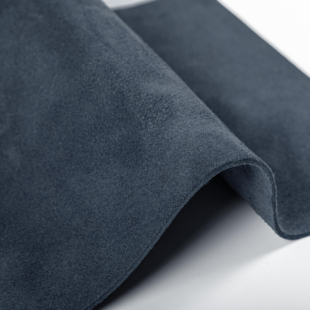 Kravet DESIGN L PERCHA-INDIGO Upholstery Fabric
