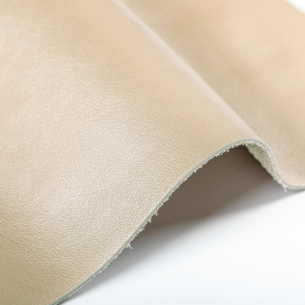 Kravet DESIGN L SIERRA-ALMOND Upholstery Fabric