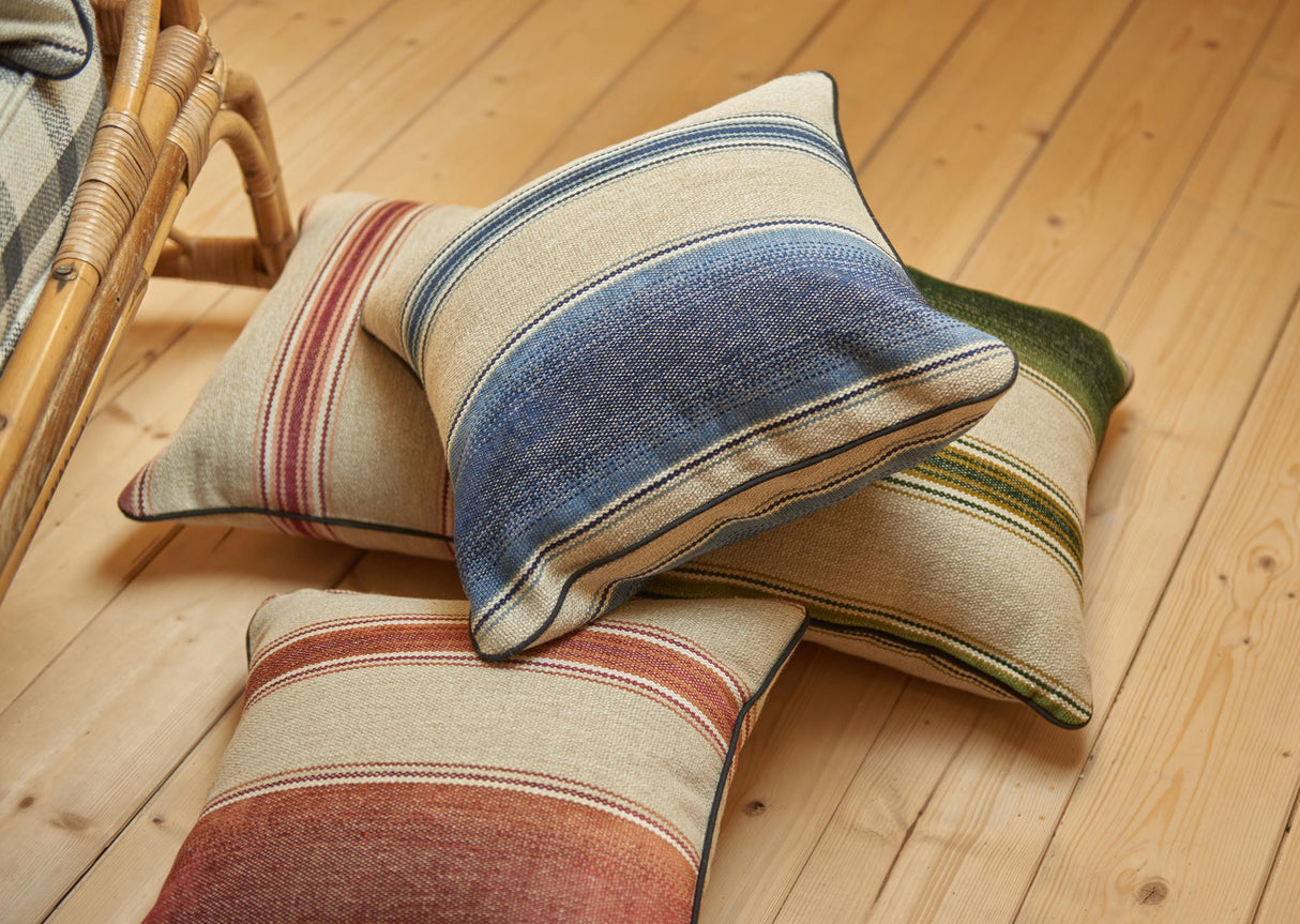 Gaston Y Daniela TEODOSIO ROJO/ROSA VIEJO Upholstery Fabric