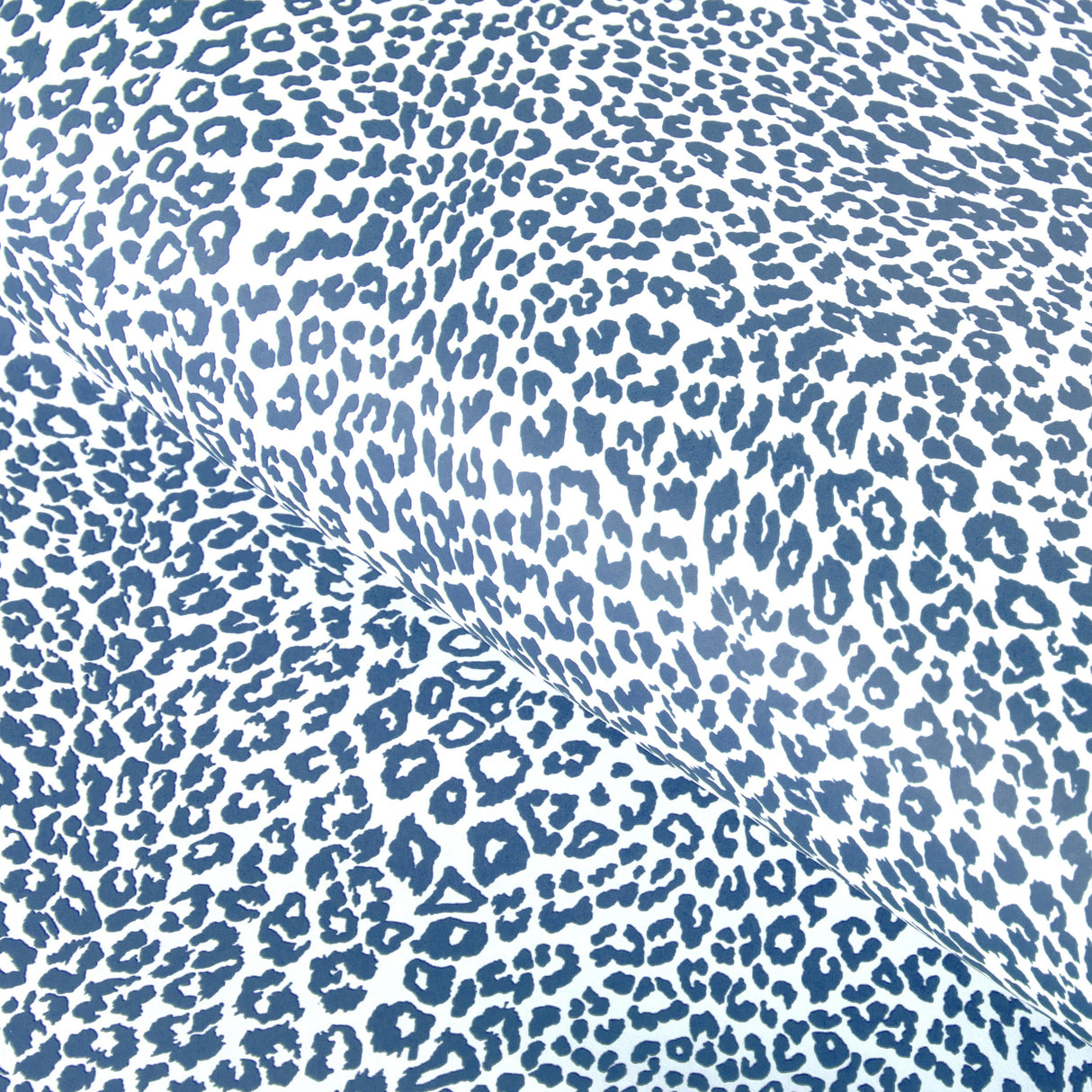 Brunschwig & Fils PETIT LEOPARD BLUE Wallpaper