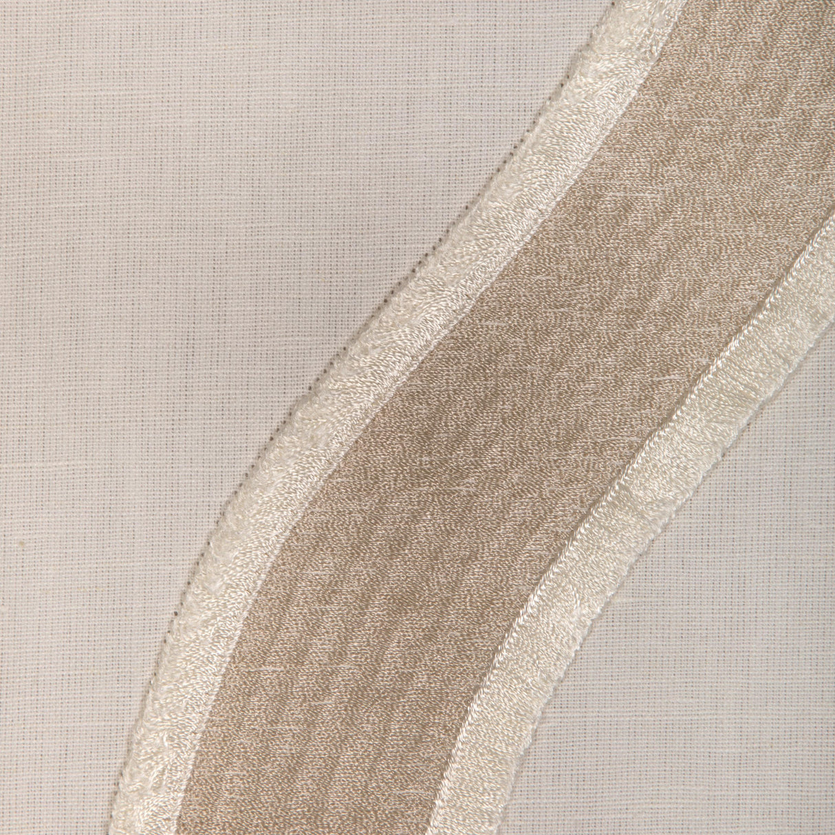 Kravet DESIGN 90012 1601 Drapery Fabric