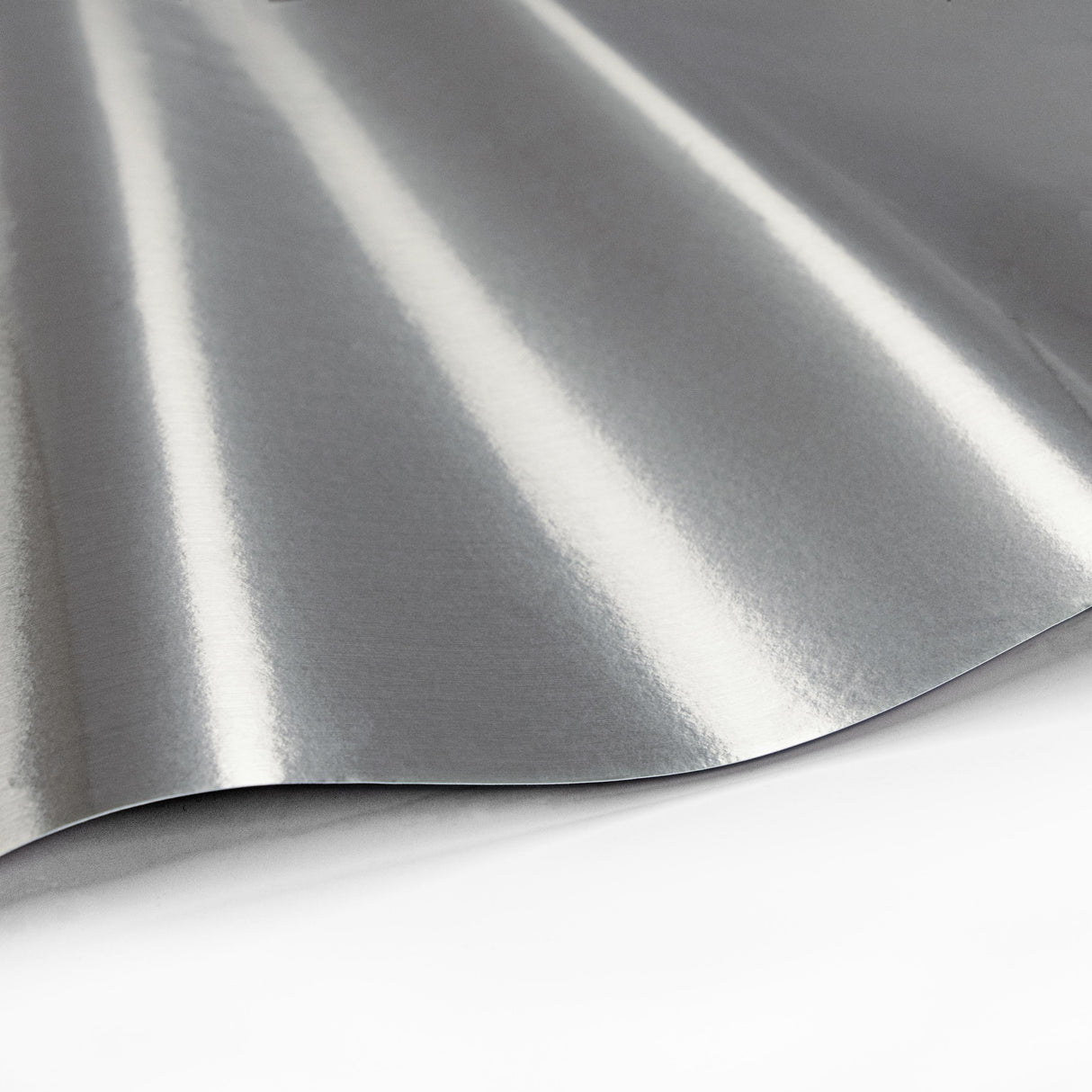 Donghia OUTSHINE TITANIUM Wallpaper