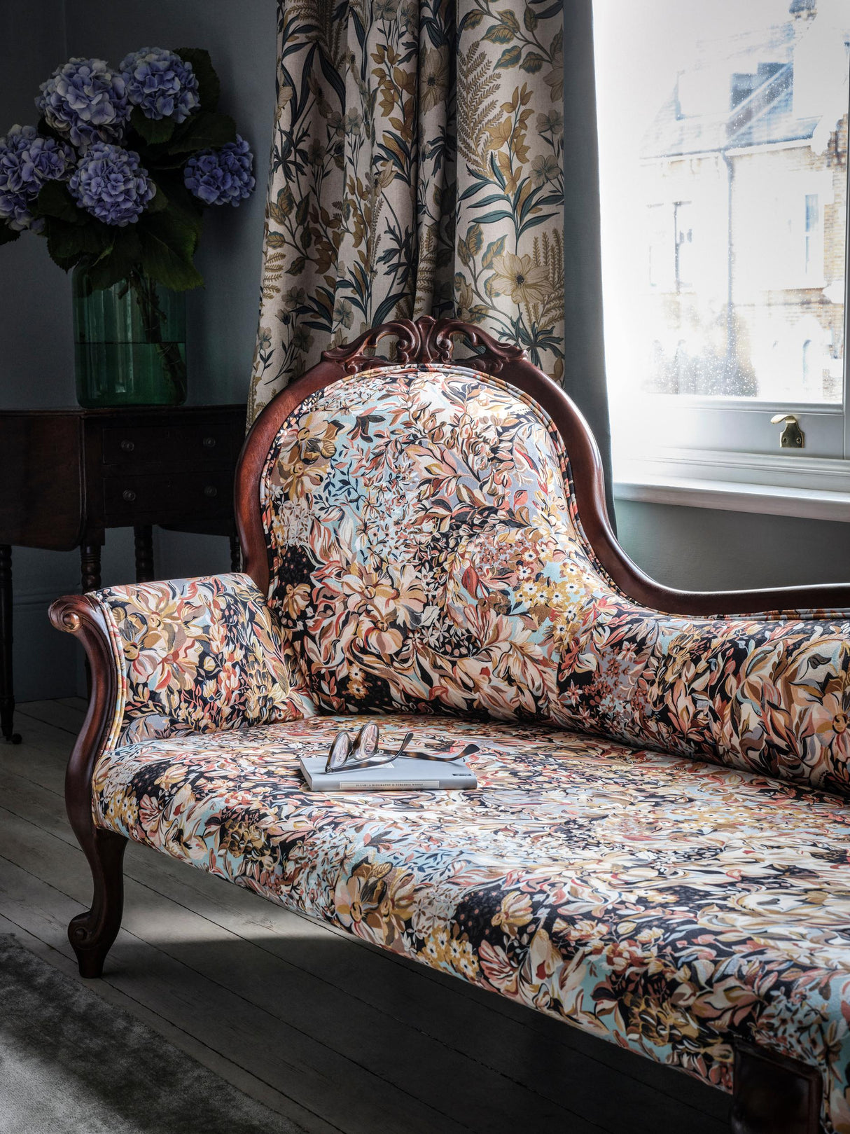 Clarke & Clarke AUBREY VELVET NOIR/MINERAL Upholstery Fabric