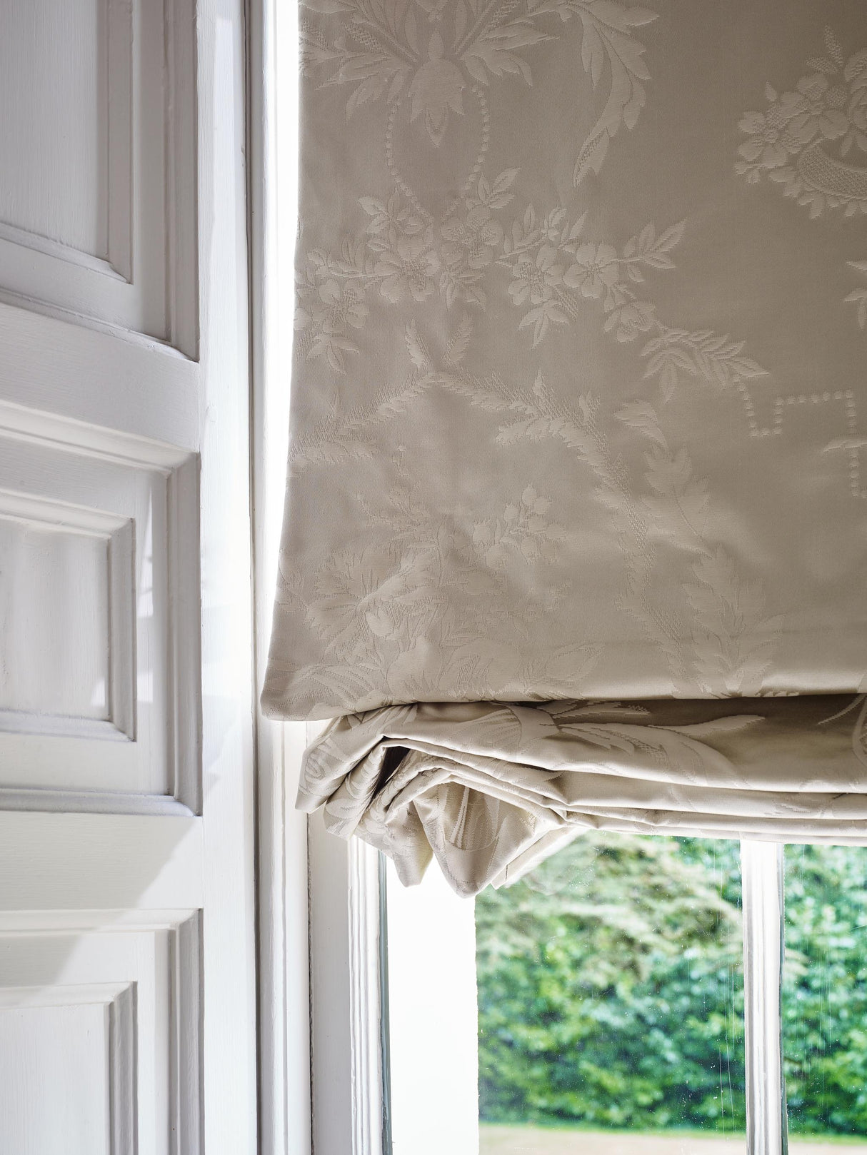 Zoffany Warm White Suffolk Damasks & Stripes Fabric