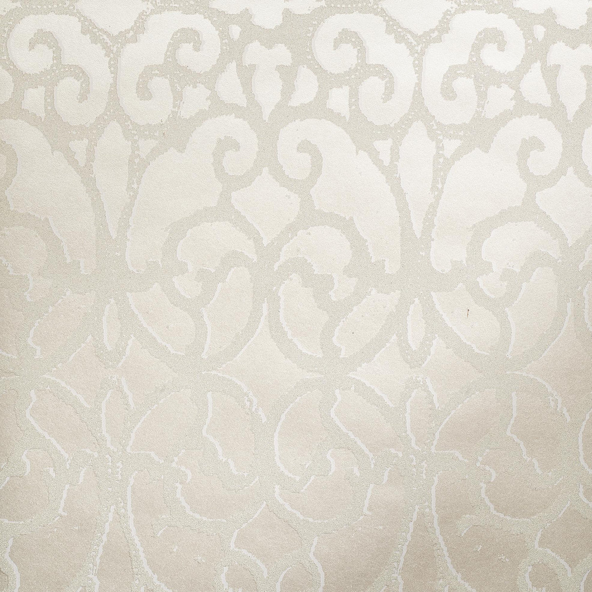 Galerie Pluto Pearl White White Wallpaper