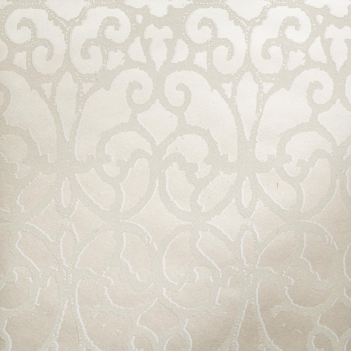 Galerie Pluto Pearl White White Wallpaper