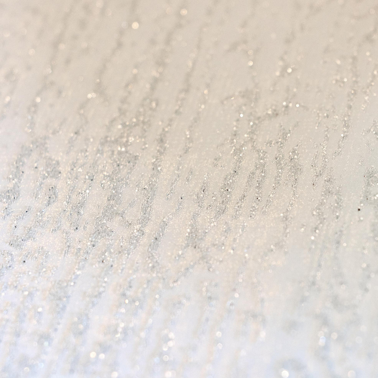 Galerie Neptun Pearl White White Wallpaper