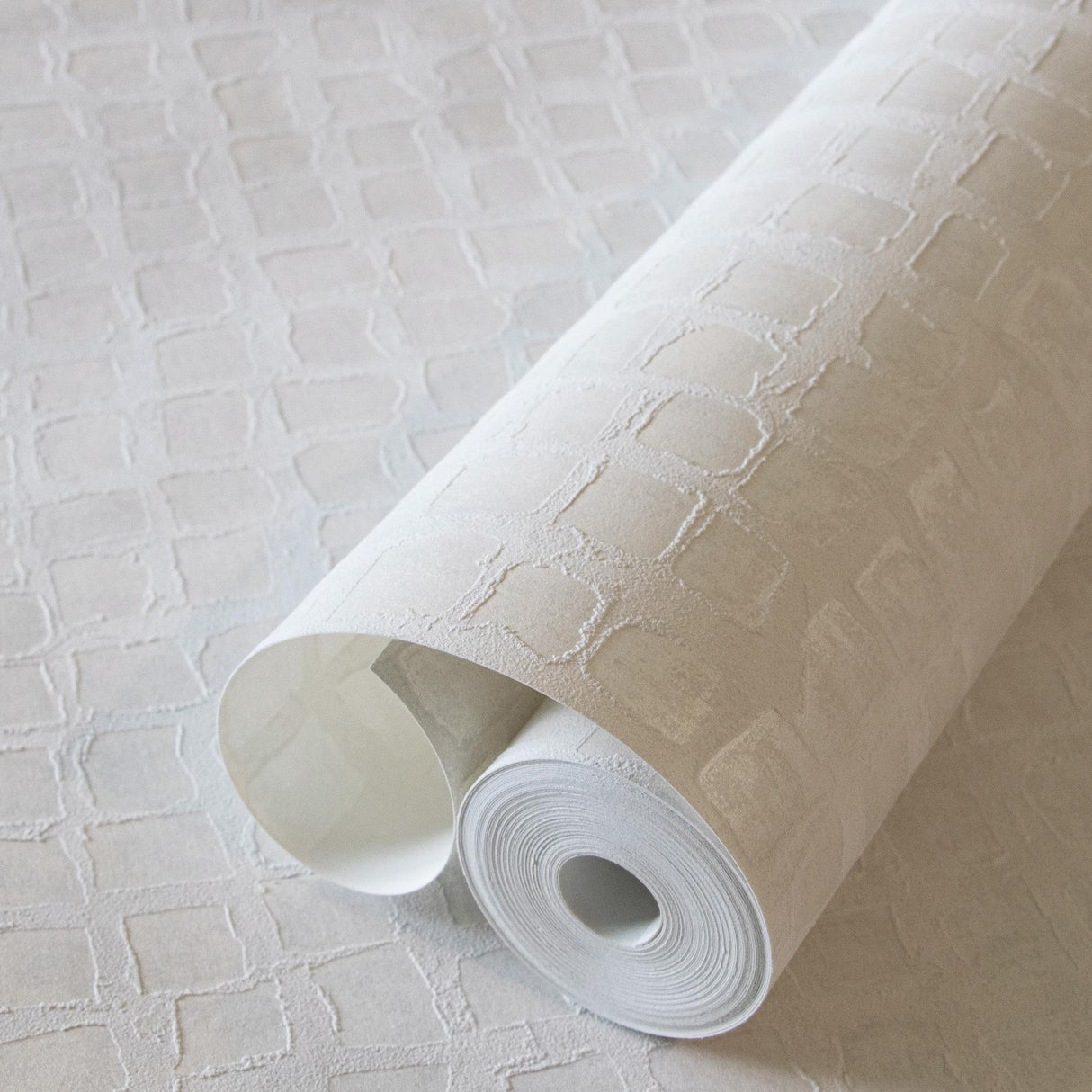 Galerie Manhattan / Loft Tile White Wallpaper