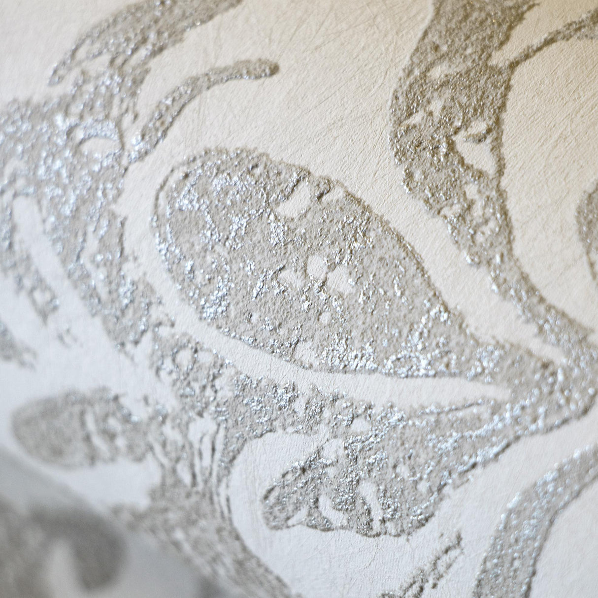 Galerie Notting Hill / Loft Damask Beige Wallpaper