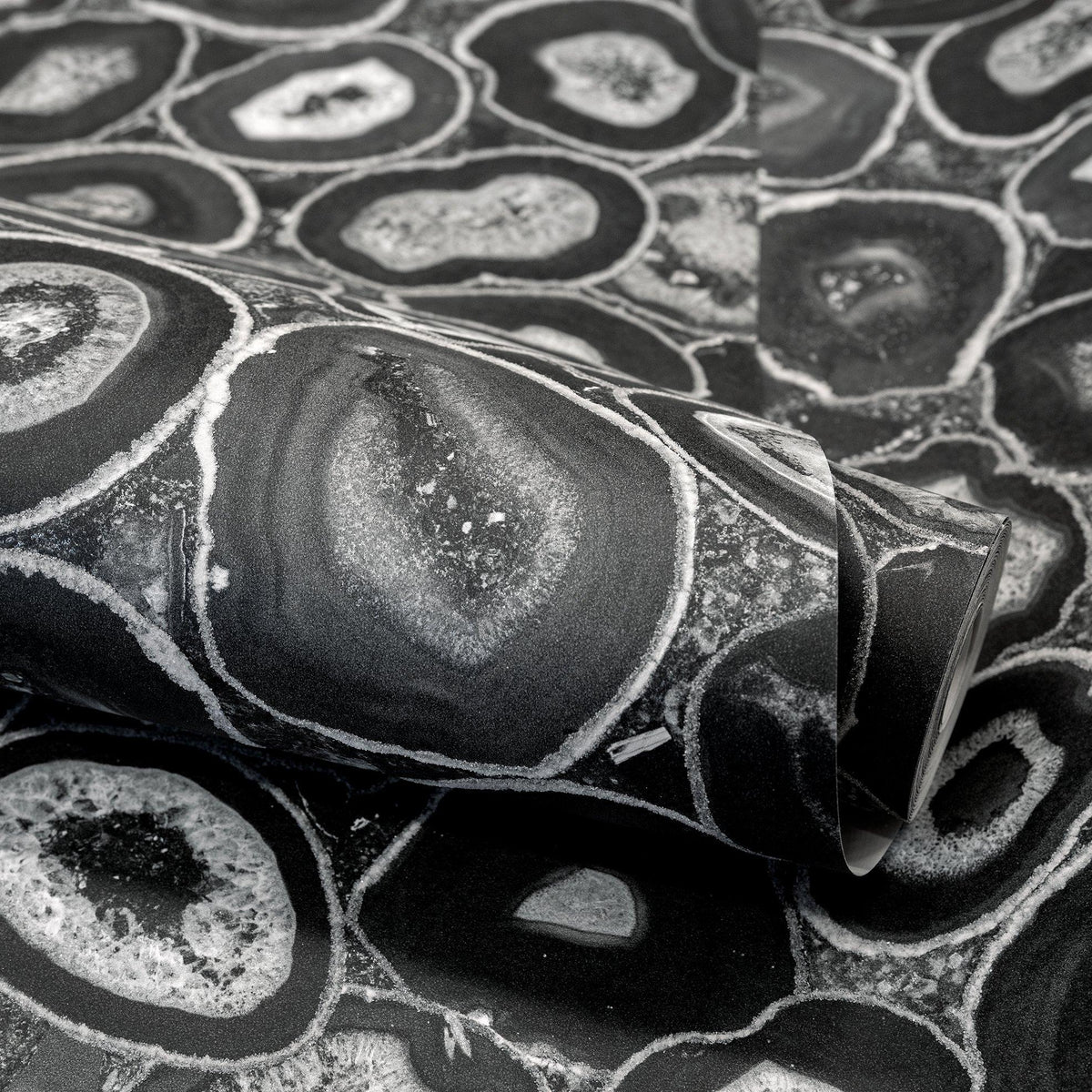 Galerie GH51216-23 Pepper Agate Black Wallpaper GH51216-23 Black Wallpaper