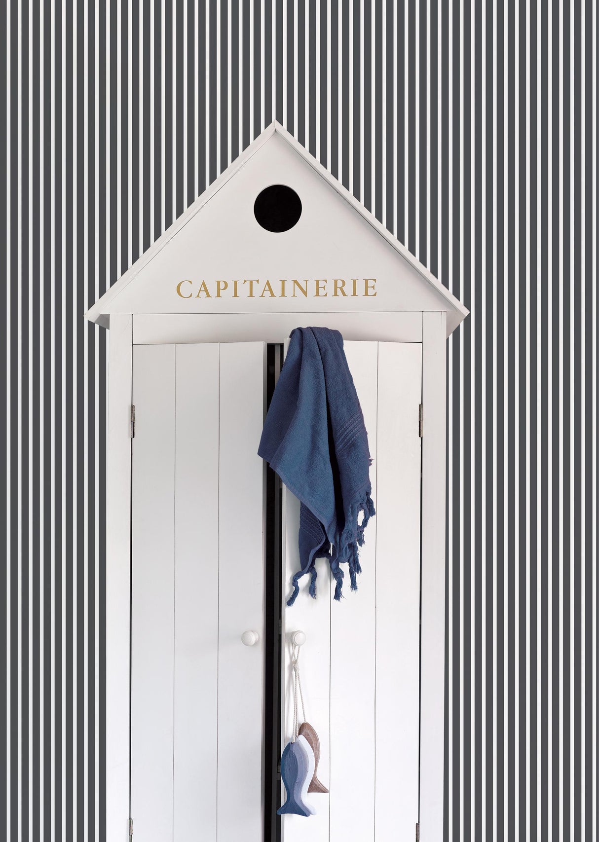 Galerie BUTCHER STRIPE Black Wallpaper