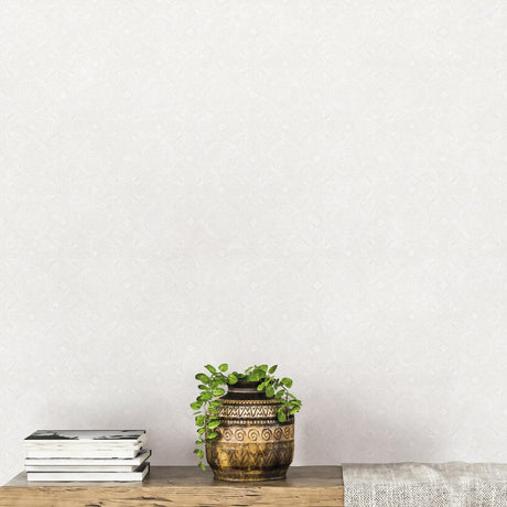 Galerie Moroccan Paisley White Wallpaper